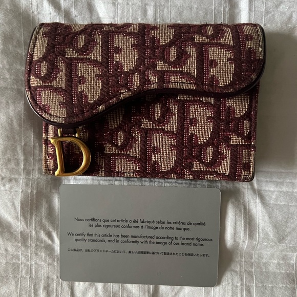 ❌SOLD❌ AUTHENTIC DIOR RED OBLIQUE SADDLE FLAP CARD HOLDER - Picture 9 of 10